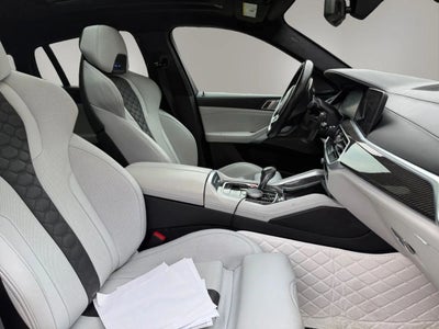 2024 BMW X6M Base