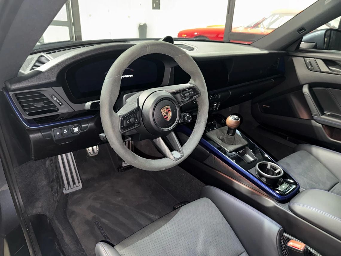 2025 Porsche 911 Carrera T Coupe 2D