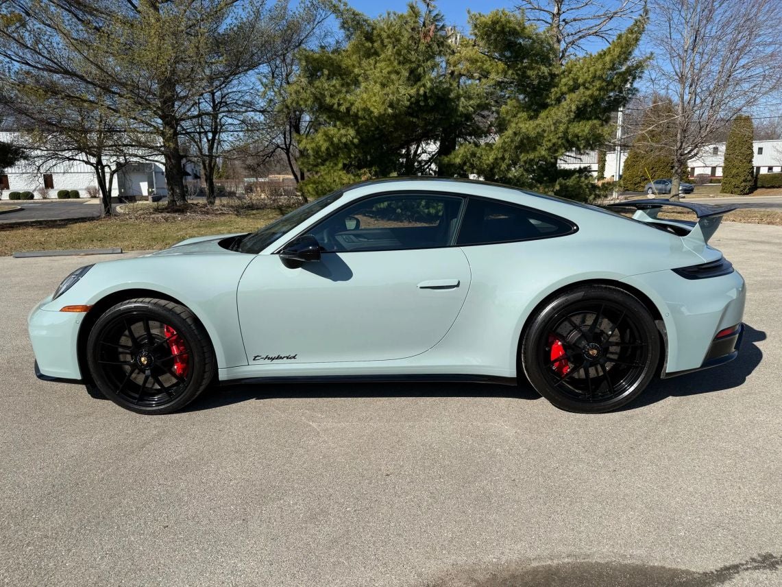 2025 Porsche 911 Carrera 4 GTS Coupe 2D